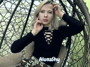 AlunaShy