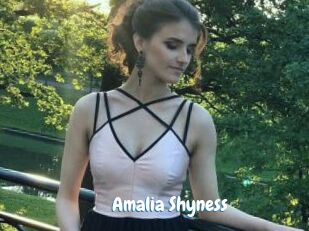 Amalia_Shyness