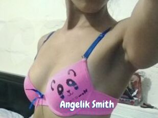 Angelik_Smith