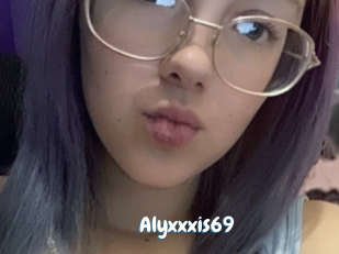 Alyxxxis69