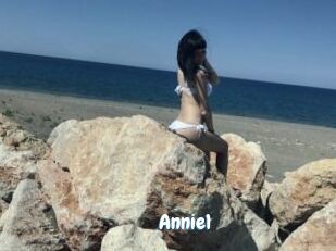 Annie1