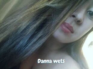 Danna_wets