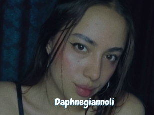daphnegiannoli Coquine Avenue