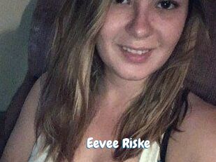 Eevee_Riske