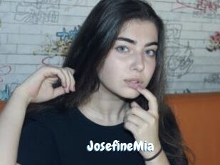 JosefineMia