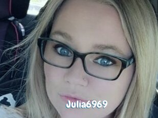 Julia6969