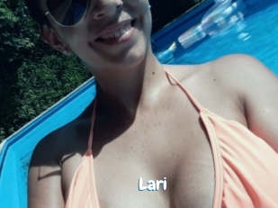 lari Coquine Avenue