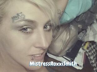 MistressRoxxiSmith