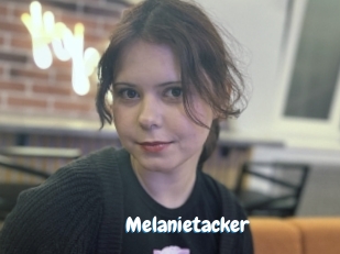 Melanietacker