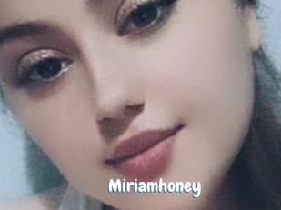 miriamhoney Coquine Avenue