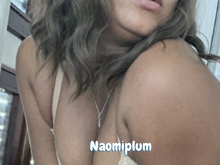 Naomiplum