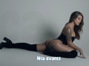 Nia_evanss