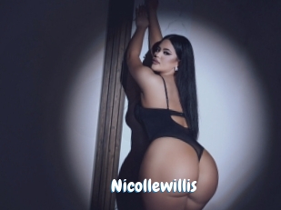 nicollewillis Coquine Avenue
