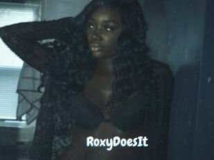 RoxyDoesIt