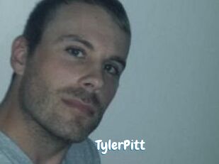 Tyler_Pitt